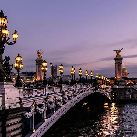 Appartamento Urban Flat 128 - Art Rock 4bdr Flat Near Champs-elysees Parigi