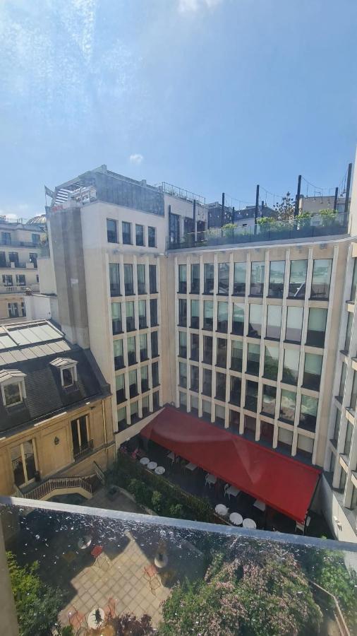Appartamento Urban Flat 128 - Art Rock 4bdr Flat Near Champs-elysees